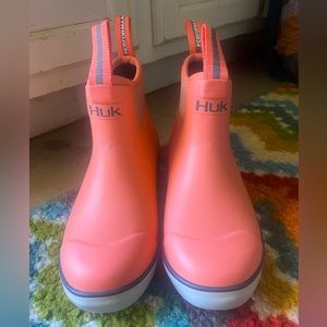 HUK rubber girls pink boots NEW